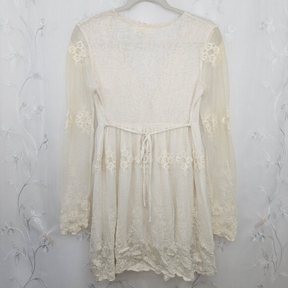 A'Reve Cream Colored, Elegant, Lace Cardigan. - Picture 6 of 13